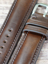 画像をギャラリービューアに読み込む, ブッテーロレザー腕時計ストラップ – ダークブラウン