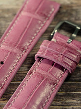 画像をギャラリービューアに読み込む, クロコダイルレザー腕時計ストラップ – サーモンピンク