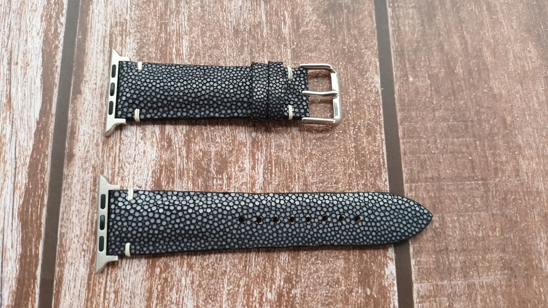 Black Full Grain Stingray Leather Strap For Apple Watch Series 7 (45mm)