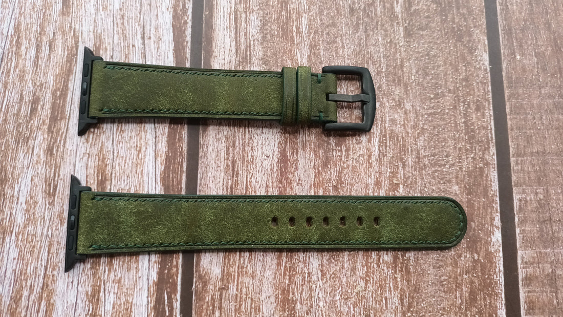 Dark Green Pueblo Leather Strap For Apple Watch SE (44mm)