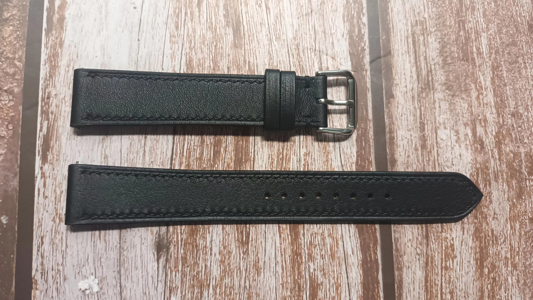 Black Swift Leather Strap For Galaxy Watch4 Classic (42mm & 46 mm)