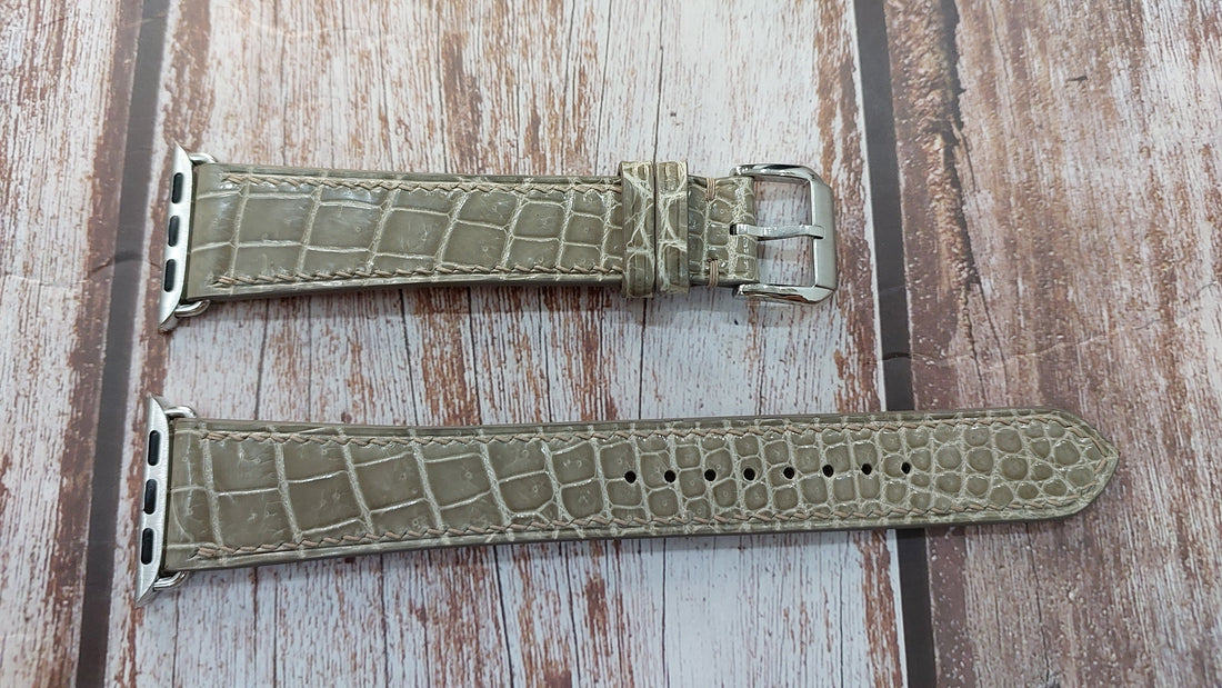 Gray Full Grain Crocodile Leather Strap For Apple Watch Series 7 (41mm)