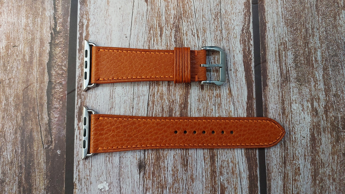 Orange Dolaro Leather Strap For Apple Watch Series 8 (45mm)