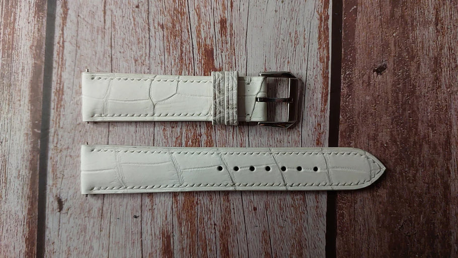 Full grain crocodile leather (sand white)