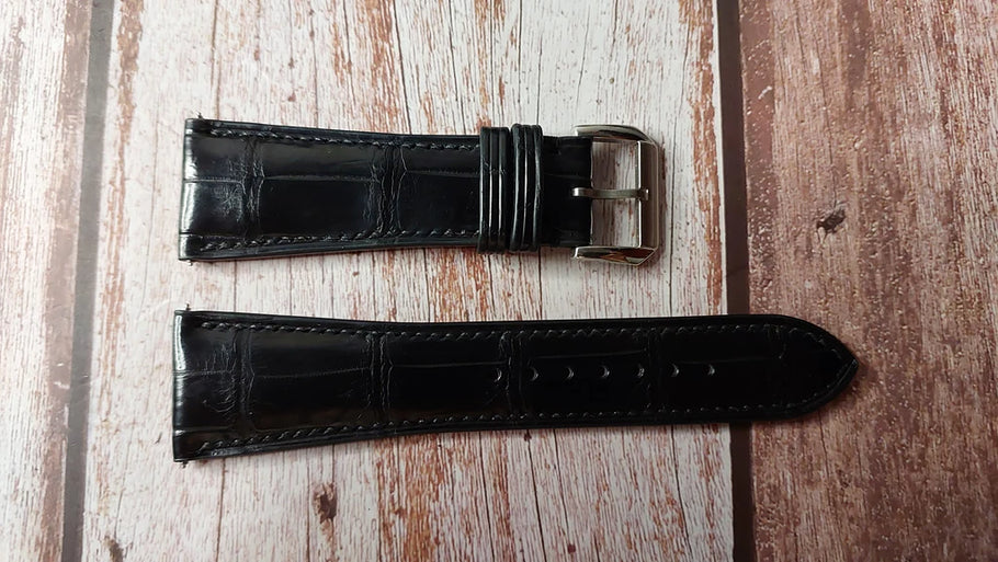 Full grain crocodile leather (black) – SWISS MASTER compatible