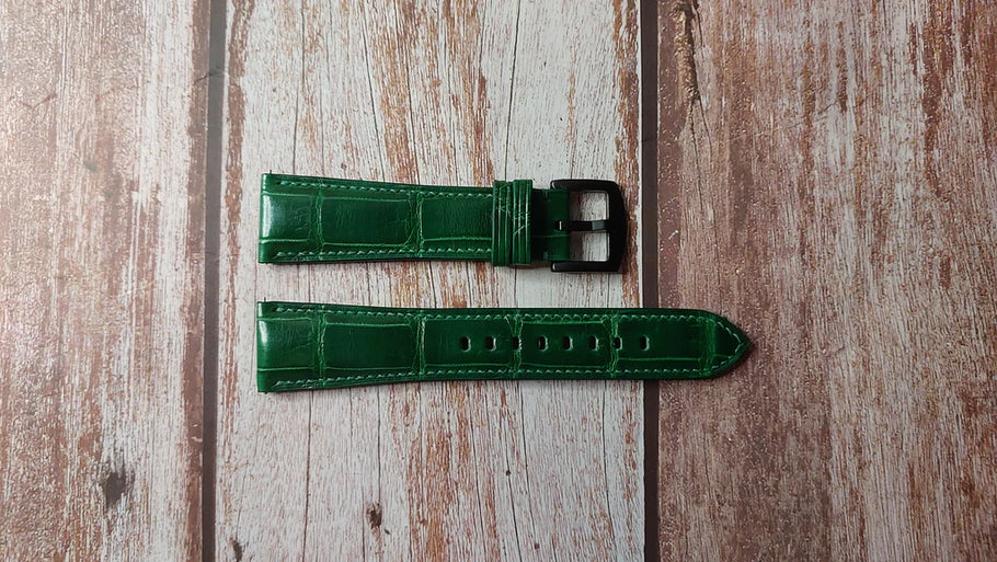 ワニ革（グリーン）- ブライトリングスーパーオーシャンヘリテージクロノII（グリーンダイアル）｜Breitling Superocean Heritage Chrono II 46mm green dial　対応