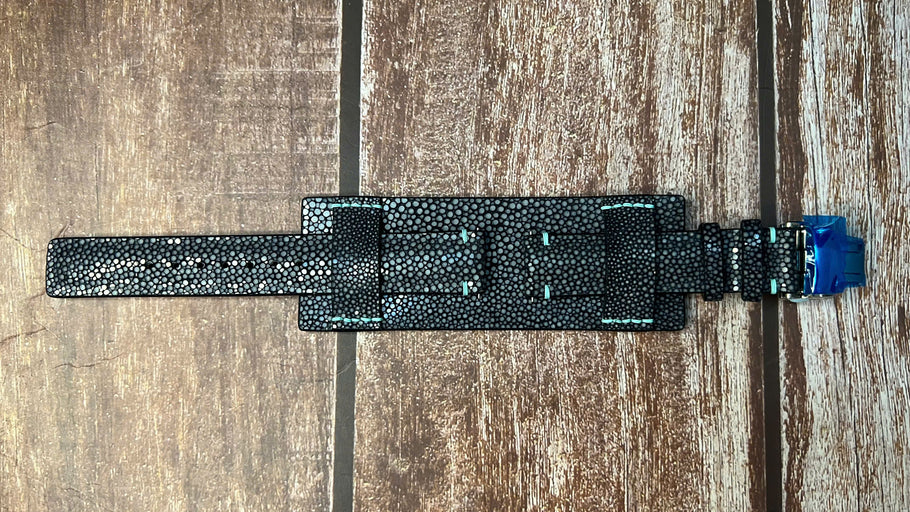 フルグレイン エイ革 - ブラック - Full Grain Stingray Leather - Black