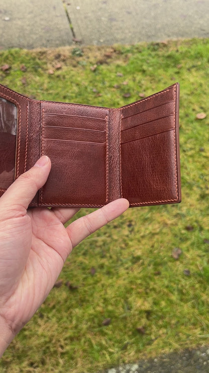 Calfskin leather/trifold wallet – dark brown