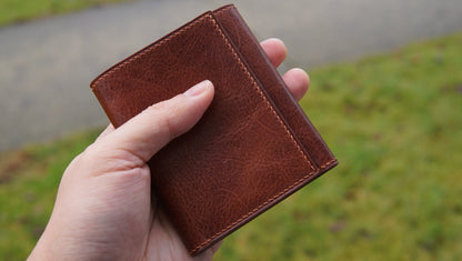 Calfskin leather/trifold wallet – dark brown